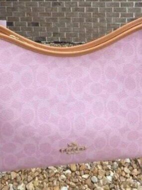 Coach pink shoulder bag